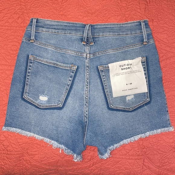 NWT Good American Cut-Off Short - Picture 2 of 5